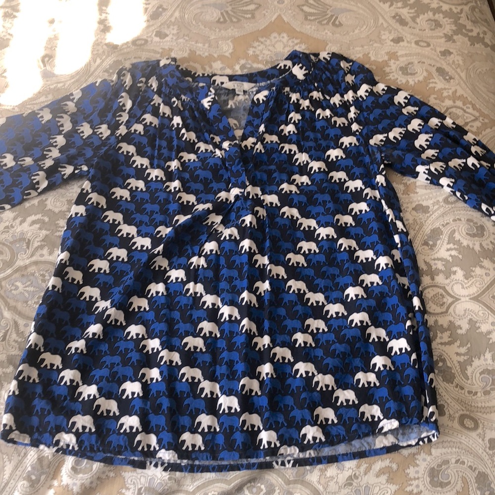 Crown and Ivy blouse size XS